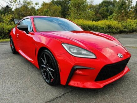 Красный Тойота Другая, объемом двигателя 2.4 л и пробегом 23 тыс. км за 12000 $, фото 1 на Automoto.ua