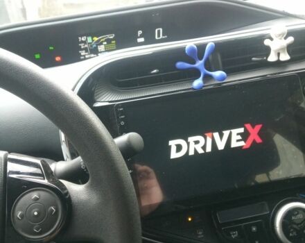 Сірий Тойота Інша, об'ємом двигуна 1.5 л та пробігом 61 тис. км за 13600 $, фото 1 на Automoto.ua