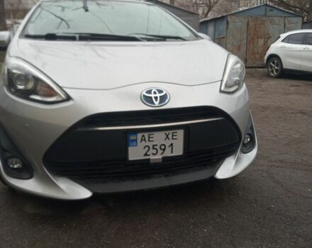 Сірий Тойота Інша, об'ємом двигуна 1.5 л та пробігом 61 тис. км за 13600 $, фото 5 на Automoto.ua