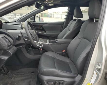 Сірий Тойота Інша, об'ємом двигуна 0 л та пробігом 51 тис. км за 9000 $, фото 6 на Automoto.ua