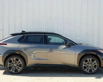 Серый Тойота Другая, объемом двигателя 0 л и пробегом 10 тыс. км за 10000 $, фото 3 на Automoto.ua