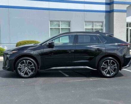 Сірий Тойота Інша, об'ємом двигуна 0 л та пробігом 14 тис. км за 9000 $, фото 2 на Automoto.ua