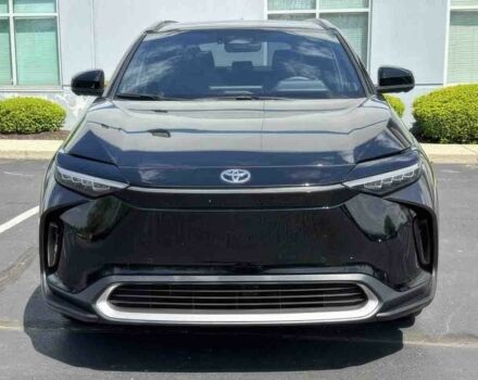 Сірий Тойота Інша, об'ємом двигуна 0 л та пробігом 14 тис. км за 9000 $, фото 1 на Automoto.ua