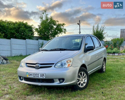 Сірий Тойота Ехо, об'ємом двигуна 1.5 л та пробігом 232 тис. км за 3550 $, фото 1 на Automoto.ua