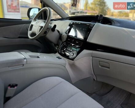 Белый Тойота Эстима, объемом двигателя 2.36 л и пробегом 101 тыс. км за 13499 $, фото 8 на Automoto.ua