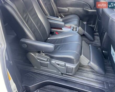 Белый Тойота Эстима, объемом двигателя 2.4 л и пробегом 52 тыс. км за 18850 $, фото 40 на Automoto.ua