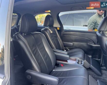 Белый Тойота Эстима, объемом двигателя 2.4 л и пробегом 52 тыс. км за 18850 $, фото 42 на Automoto.ua