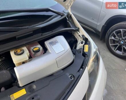 Белый Тойота Эстима, объемом двигателя 2.4 л и пробегом 52 тыс. км за 18850 $, фото 51 на Automoto.ua