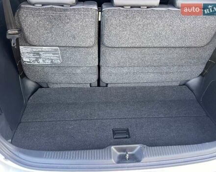 Белый Тойота Эстима, объемом двигателя 2.4 л и пробегом 52 тыс. км за 18850 $, фото 6 на Automoto.ua