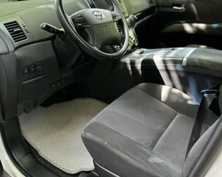 Белый Тойота Эстима, объемом двигателя 2.36 л и пробегом 131 тыс. км за 15200 $, фото 13 на Automoto.ua