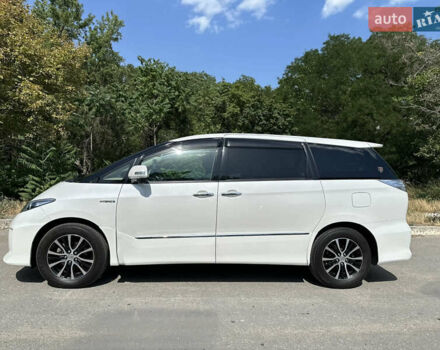 Белый Тойота Эстима, объемом двигателя 2.36 л и пробегом 131 тыс. км за 15200 $, фото 7 на Automoto.ua