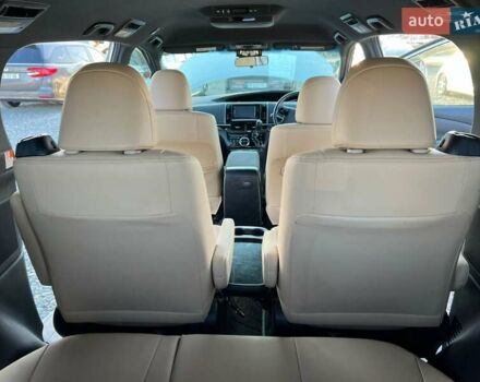 Білий Тойота Естіма, об'ємом двигуна 0 л та пробігом 100 тис. км за 13000 $, фото 1 на Automoto.ua