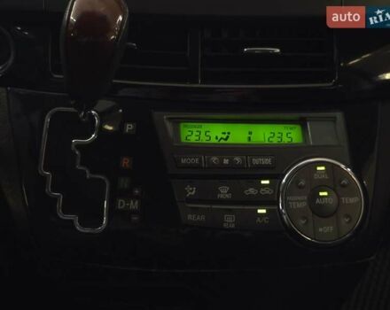 Черный Тойота Эстима, объемом двигателя 2.36 л и пробегом 128 тыс. км за 13999 $, фото 15 на Automoto.ua