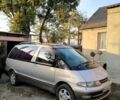 Серый Тойота Эстима, объемом двигателя 2.2 л и пробегом 450 тыс. км за 2900 $, фото 1 на Automoto.ua