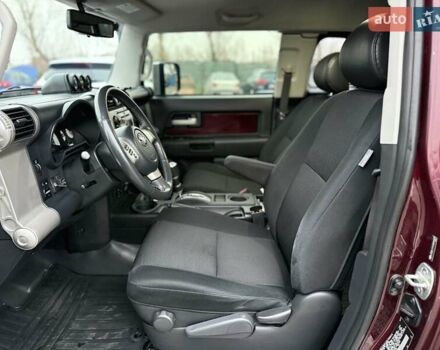 Белый Тойота ФЖ Крузер, объемом двигателя 3.96 л и пробегом 153 тыс. км за 23500 $, фото 8 на Automoto.ua