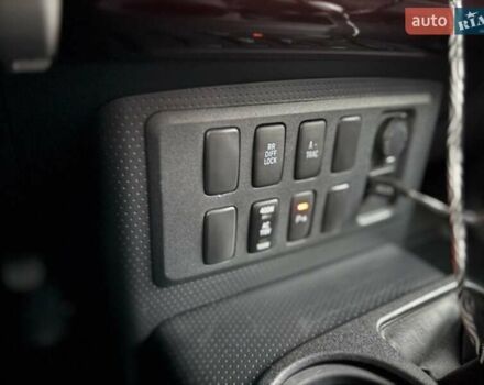 Белый Тойота ФЖ Крузер, объемом двигателя 3.96 л и пробегом 153 тыс. км за 23500 $, фото 26 на Automoto.ua