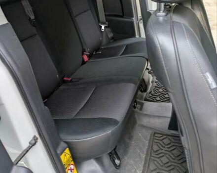 Белый Тойота ФЖ Крузер, объемом двигателя 4 л и пробегом 255 тыс. км за 21000 $, фото 12 на Automoto.ua