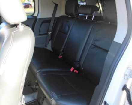 Белый Тойота ФЖ Крузер, объемом двигателя 4 л и пробегом 110 тыс. км за 4500 $, фото 11 на Automoto.ua