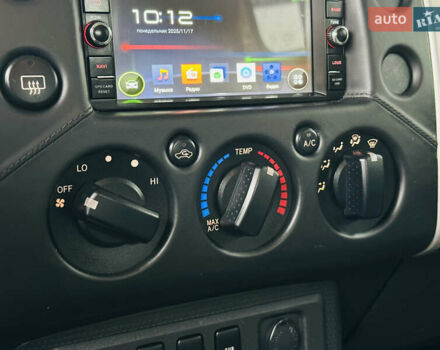 Бежевый Тойота ФЖ Крузер, объемом двигателя 4 л и пробегом 161 тыс. км за 23700 $, фото 23 на Automoto.ua