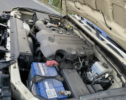 Бежевий Тойота ФЖ Крузер, об'ємом двигуна 4 л та пробігом 219 тис. км за 27000 $, фото 22 на Automoto.ua