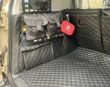 Бежевый Тойота ФЖ Крузер, объемом двигателя 3.96 л и пробегом 132 тыс. км за 28000 $, фото 26 на Automoto.ua