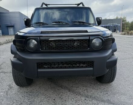 Черный Тойота ФЖ Крузер, объемом двигателя 4 л и пробегом 240 тыс. км за 19800 $, фото 3 на Automoto.ua