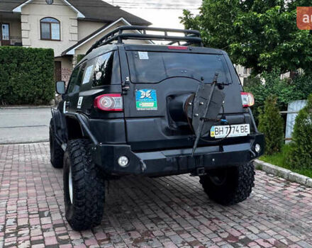 Черный Тойота ФЖ Крузер, объемом двигателя 4 л и пробегом 99 тыс. км за 22000 $, фото 14 на Automoto.ua