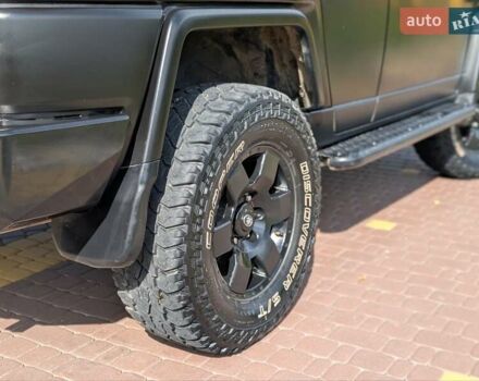 Черный Тойота ФЖ Крузер, объемом двигателя 4 л и пробегом 214 тыс. км за 21999 $, фото 31 на Automoto.ua