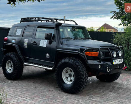 Черный Тойота ФЖ Крузер, объемом двигателя 4 л и пробегом 99 тыс. км за 22000 $, фото 13 на Automoto.ua
