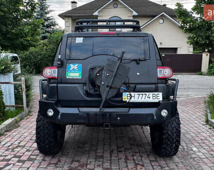 Черный Тойота ФЖ Крузер, объемом двигателя 4 л и пробегом 99 тыс. км за 22000 $, фото 5 на Automoto.ua