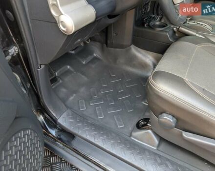 Черный Тойота ФЖ Крузер, объемом двигателя 4 л и пробегом 214 тыс. км за 21999 $, фото 52 на Automoto.ua