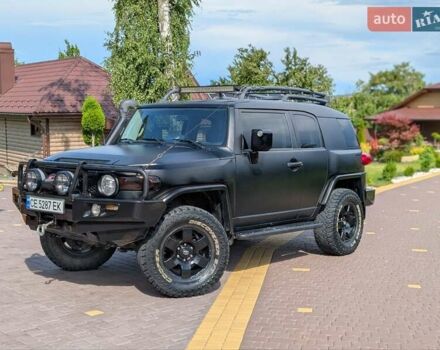 Черный Тойота ФЖ Крузер, объемом двигателя 4 л и пробегом 214 тыс. км за 21999 $, фото 4 на Automoto.ua