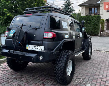 Черный Тойота ФЖ Крузер, объемом двигателя 4 л и пробегом 99 тыс. км за 22000 $, фото 10 на Automoto.ua