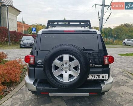 Чорний Тойота ФЖ Крузер, об'ємом двигуна 4 л та пробігом 105 тис. км за 19000 $, фото 4 на Automoto.ua