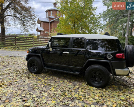 Чорний Тойота ФЖ Крузер, об'ємом двигуна 4 л та пробігом 277 тис. км за 20400 $, фото 11 на Automoto.ua