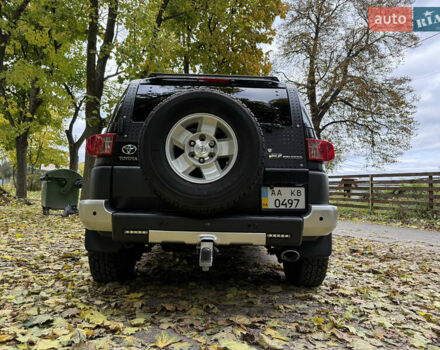 Чорний Тойота ФЖ Крузер, об'ємом двигуна 4 л та пробігом 277 тис. км за 20400 $, фото 8 на Automoto.ua
