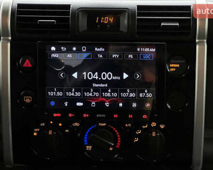 Черный Тойота ФЖ Крузер, объемом двигателя 3.96 л и пробегом 210 тыс. км за 23000 $, фото 12 на Automoto.ua