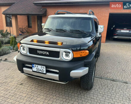 Чорний Тойота ФЖ Крузер, об'ємом двигуна 4 л та пробігом 321 тис. км за 21500 $, фото 17 на Automoto.ua