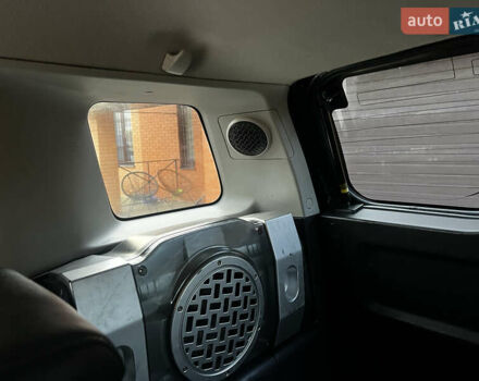 Чорний Тойота ФЖ Крузер, об'ємом двигуна 4 л та пробігом 321 тис. км за 21500 $, фото 23 на Automoto.ua