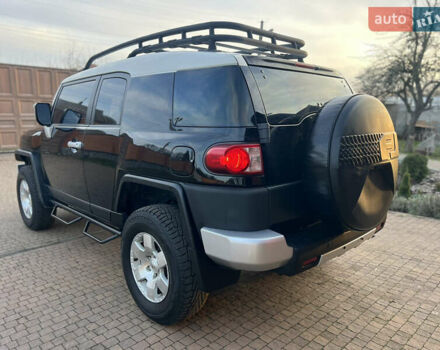 Чорний Тойота ФЖ Крузер, об'ємом двигуна 4 л та пробігом 321 тис. км за 21500 $, фото 8 на Automoto.ua