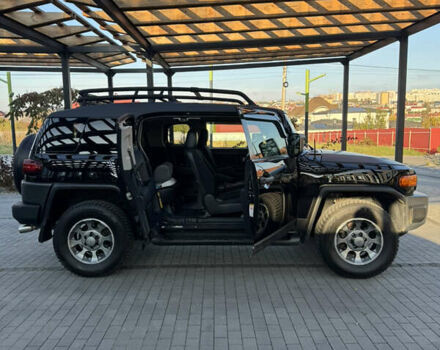 Чорний Тойота ФЖ Крузер, об'ємом двигуна 3.9 л та пробігом 186 тис. км за 32500 $, фото 9 на Automoto.ua