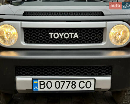 Черный Тойота ФЖ Крузер, объемом двигателя 4 л и пробегом 199 тыс. км за 30239 $, фото 13 на Automoto.ua