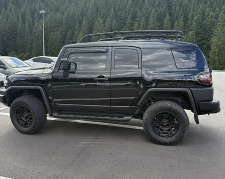 Черный Тойота ФЖ Крузер, объемом двигателя 4 л и пробегом 57 тыс. км за 41500 $, фото 2 на Automoto.ua