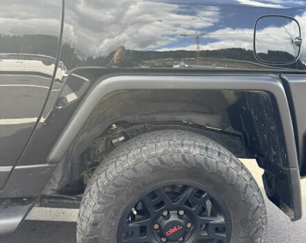 Черный Тойота ФЖ Крузер, объемом двигателя 4 л и пробегом 57 тыс. км за 41500 $, фото 6 на Automoto.ua