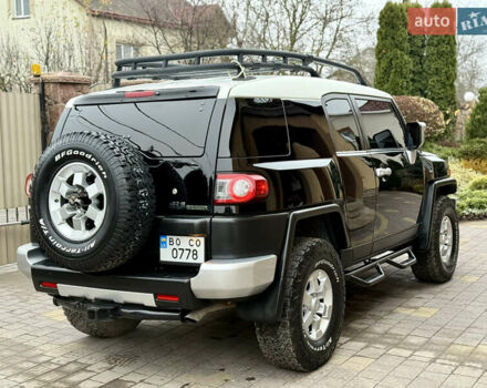 Черный Тойота ФЖ Крузер, объемом двигателя 4 л и пробегом 199 тыс. км за 30239 $, фото 9 на Automoto.ua