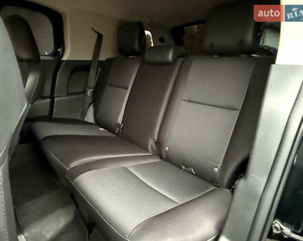 Черный Тойота ФЖ Крузер, объемом двигателя 4 л и пробегом 199 тыс. км за 30239 $, фото 50 на Automoto.ua