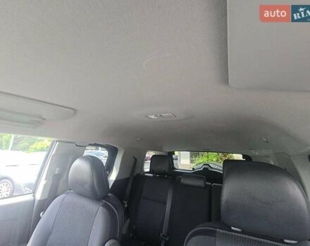 Черный Тойота ФЖ Крузер, объемом двигателя 4 л и пробегом 177 тыс. км за 16000 $, фото 6 на Automoto.ua