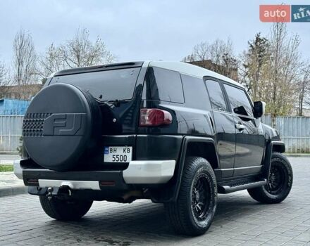Черный Тойота ФЖ Крузер, объемом двигателя 4 л и пробегом 137 тыс. км за 40900 $, фото 9 на Automoto.ua