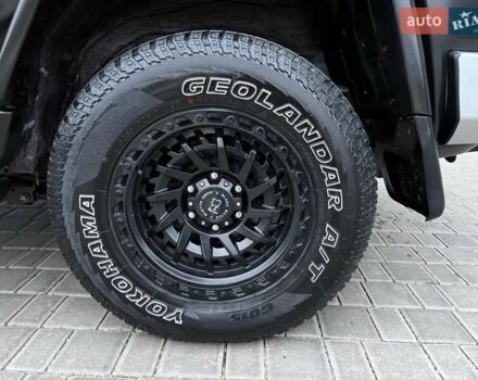 Черный Тойота ФЖ Крузер, объемом двигателя 4 л и пробегом 137 тыс. км за 40900 $, фото 72 на Automoto.ua