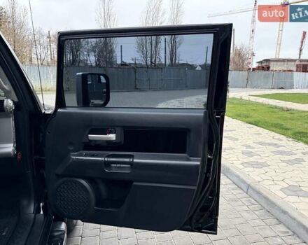 Черный Тойота ФЖ Крузер, объемом двигателя 4 л и пробегом 137 тыс. км за 40900 $, фото 78 на Automoto.ua